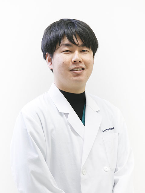 岩﨑 健太郎